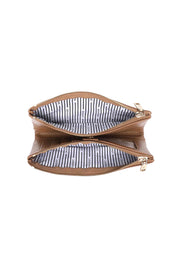 Product shot of the Sailor Wallet - Toffee in colour Toffee, showing detail