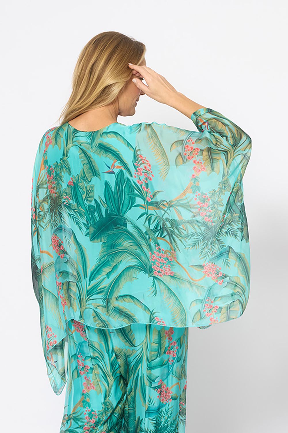Model Genericm wearing size sample of the Silk Blend Printed Kaftan Top - Acquagarden in colour Acquagarden, from the back