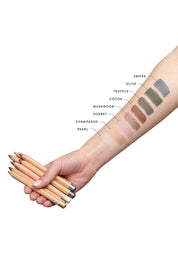 Product shot of the Luminous Eye Crayon - Olive in colour Olive, showing detail