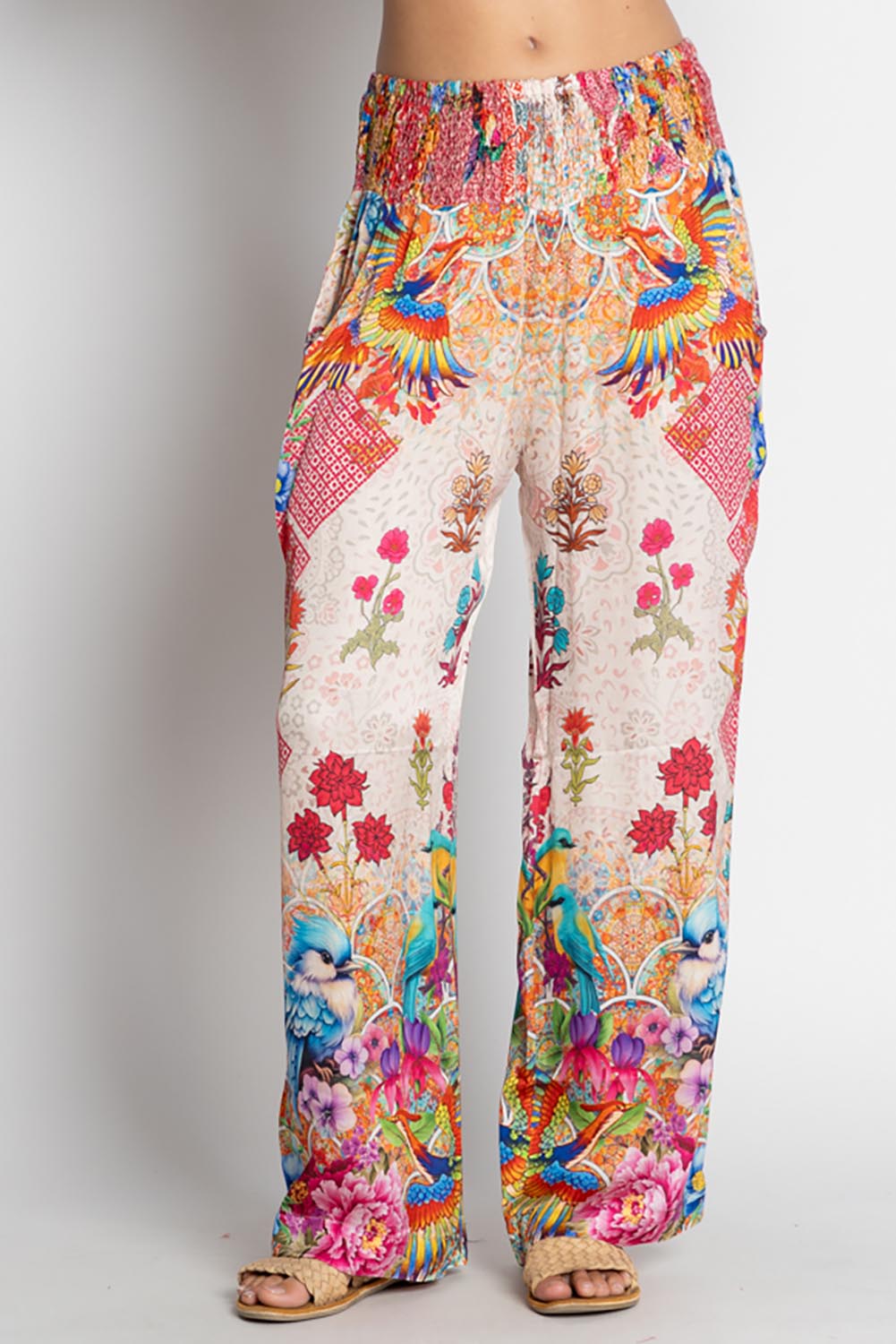 A model wearing the Baglioni Pant in colour Print, from the front, cropped image