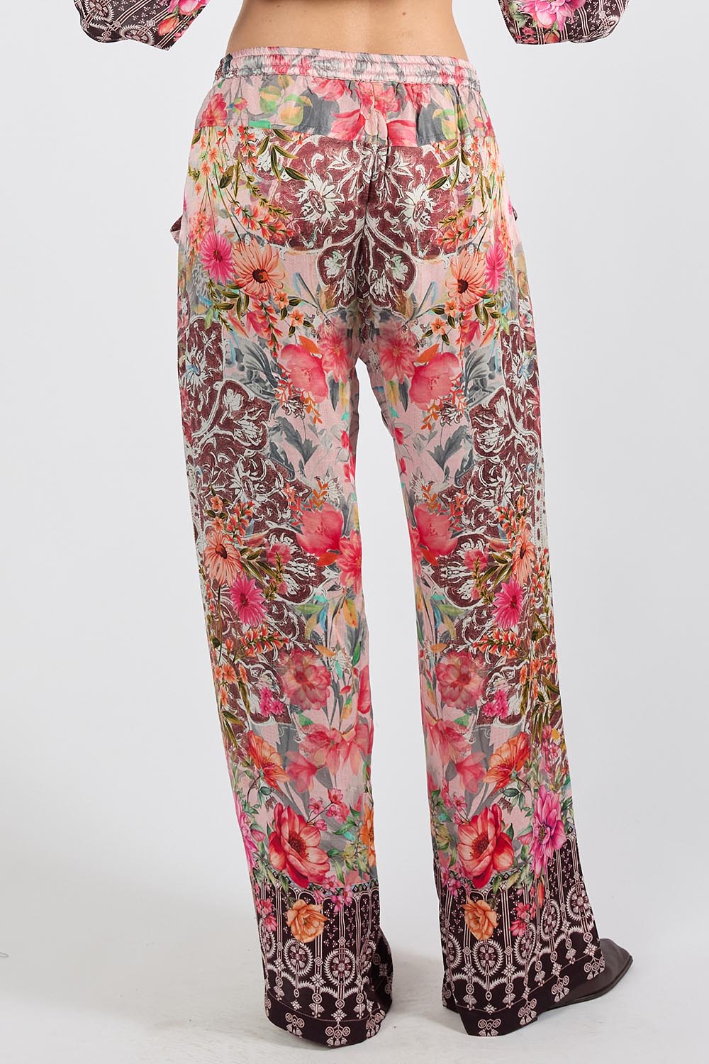 Model Genericm wearing size sample of the La Maroma Pant – Espresso in colour Espresso, from the back
