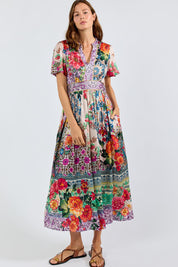 Model Genericm wearing size sample of the Miraval Midi Dress – Lilac in colour Lilac, from the front