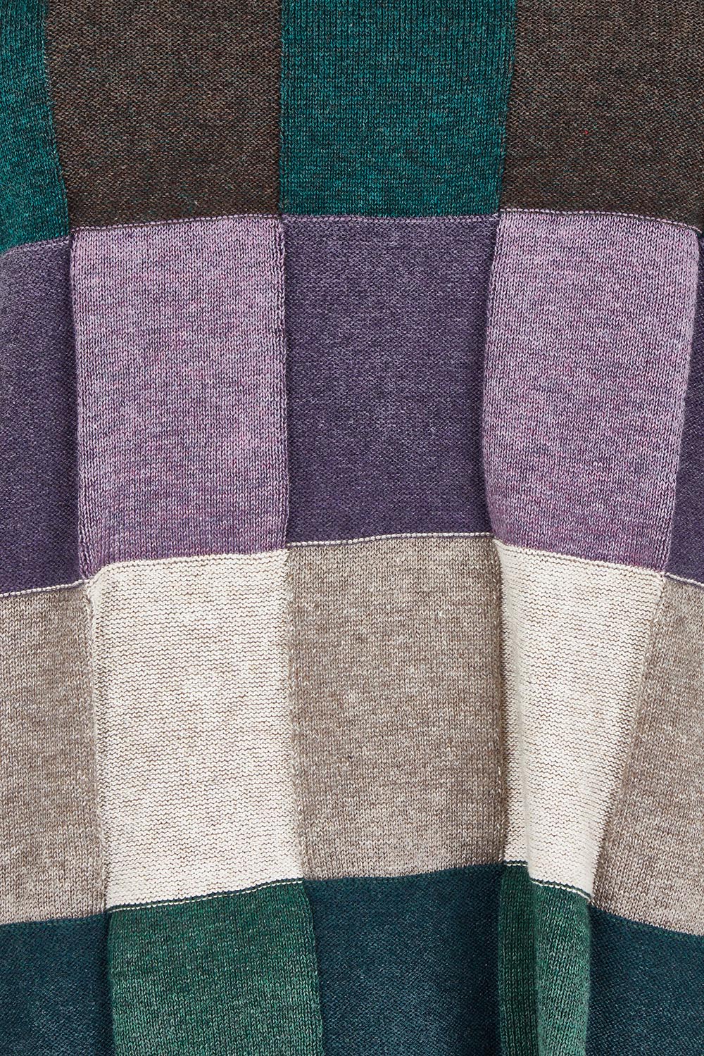 Product shot of the Lillith Organic Cotton Sweater in colour Coldgreen (Green), detail