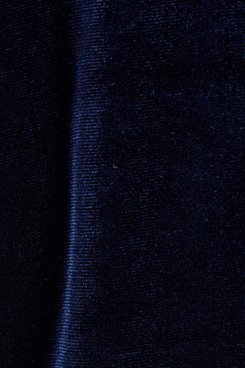 Product shot of the Dawn Velvet Jacket in colour Moonlight (Blue), detail