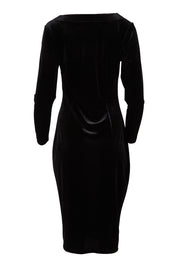 Product shot of the Diana Velvet Dress in colour Black (Black), from the back