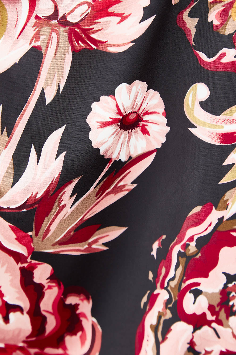 Product shot of the Mia Top in colour Floral (Black), detail