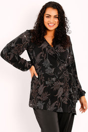 Model Sasha-Lee wearing size 16 of The Printed Maryin colourJane Tunic - Dotmystery (Black), from the front, cropped image