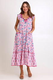 Model Madelinec wearing size 10 of the Epson Cotton Maxi Dress – Cupcake in colour Cupcake, from the front