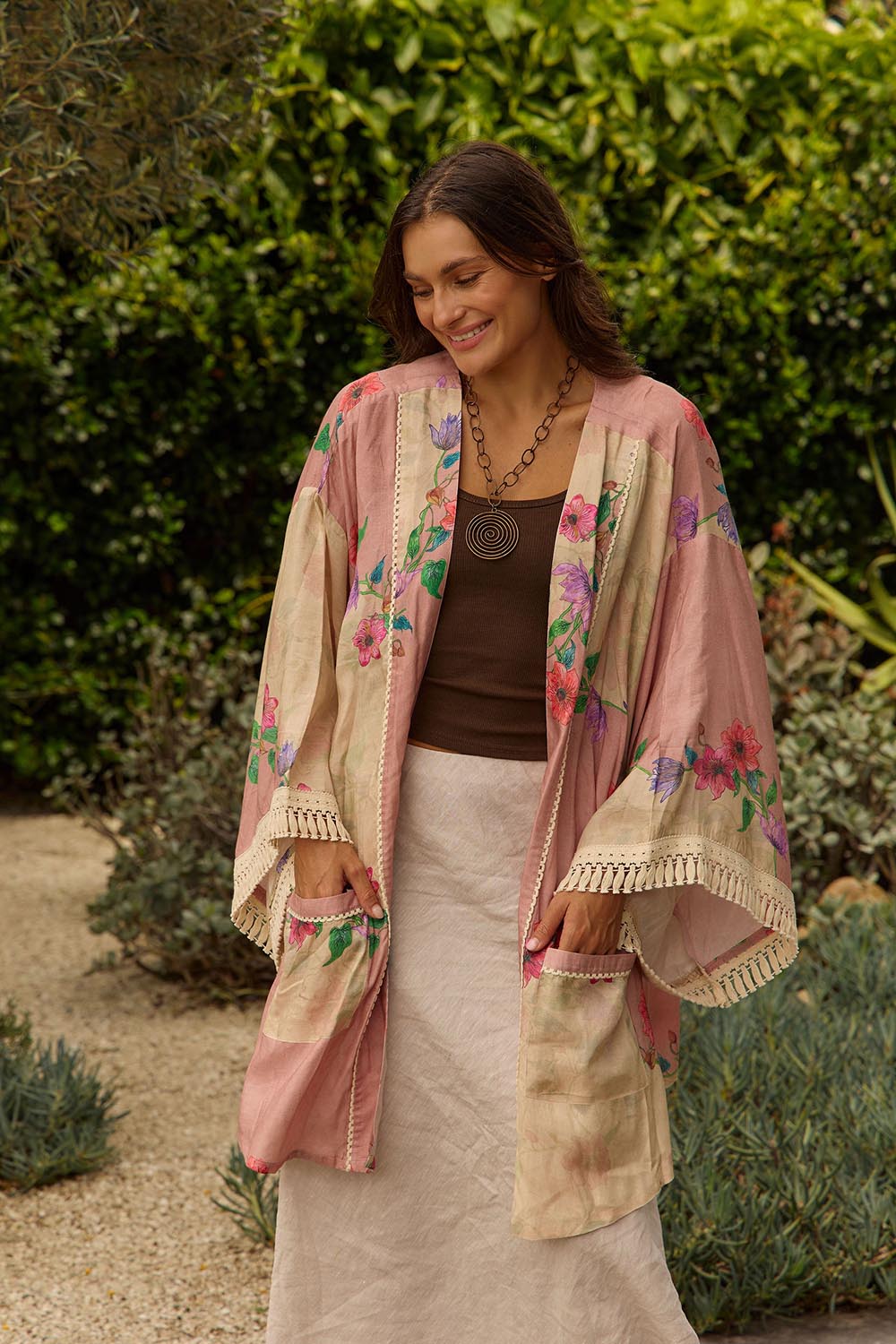 Model Genericm wearing size sample of the Rosary Kimono – Rosary in colour Rosary, in a cropped view