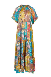 Product shot of the Amisha S/S Maxi in colour Chai, from the front