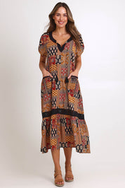 Model Madelinec wearing size 10 of the Sao Paulo Cotton Midi Dress – Mexico in colour Mexico, from the front