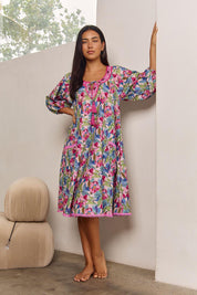 Model Genericm wearing size sample of the Sao Paulo Long Sleeve Dress – Forsvik in colour Forsvik, from the front