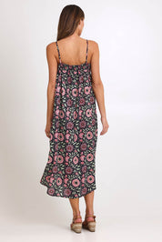 Model Madelinec wearing size 10 of the Slip Cotton Dress – Gabor in colour Gabor, from the front