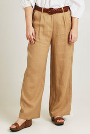 Model Jane wearing size 14 of the Linen Straight Leg Pant in colour Brownsugar, from the front, cropped image