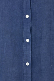 Product shot of the Linen Extra Soft Relaxed Shirt in colour Navy (Blue), detail