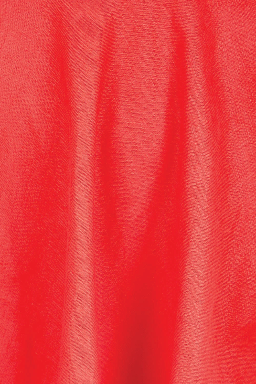 Product shot of the Linen Riviera Maxi – Red in colour Red, showing detail