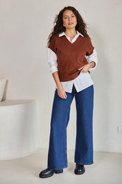 Model Tahneei wearing size 10 of the Cotton Cashmere Relaxed Knit – Caramel in colour Caramel, from the front