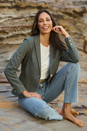 Model Amanda wearing size 10 of the Cotton Linen Blazer in colour Khaki (Green), from the front, showing the whole outfit