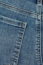 Product shot of the Chloe Capri Jean in colour Costabrava (Blue), detail