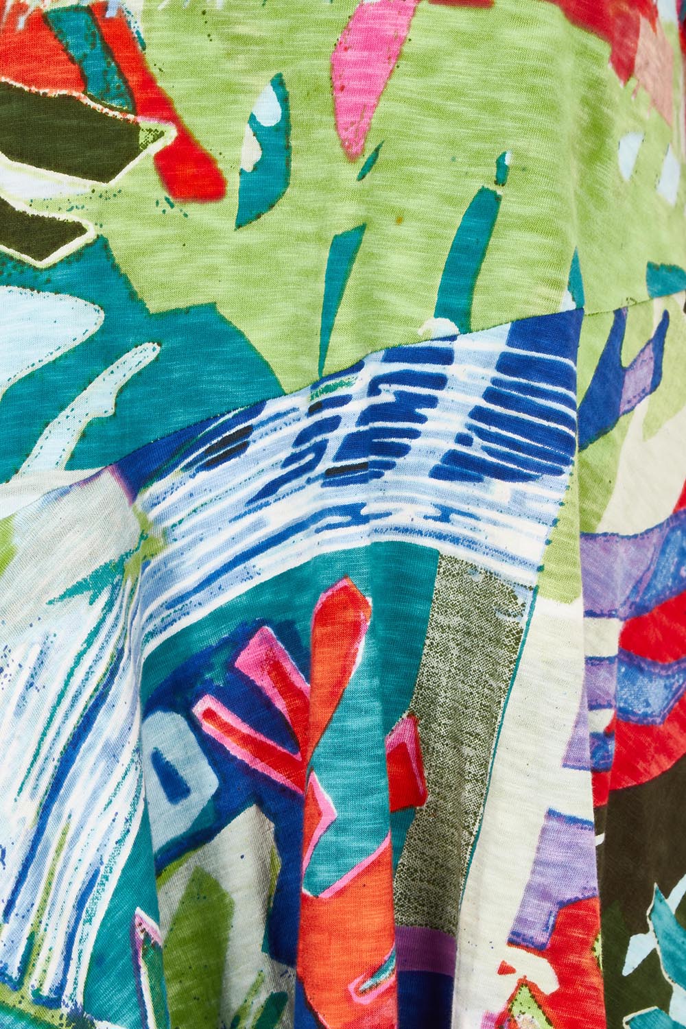 Product shot of the Short Sleeve Bubble Cotton Dress in colour Leavesblue, detail
