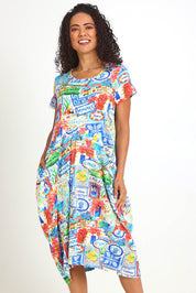 Model Pamelar wearing size 10 of the Horseshoe Bubble Dress – Print in colour Print, in a cropped view