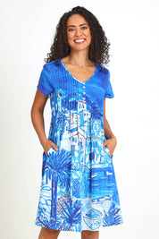 Model Pamelar wearing size 10 of the Easy Fit Dress – Island in colour Island, in a cropped view