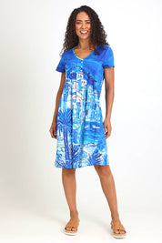 Model Pamelar wearing size 10 of the Easy Fit Dress – Island in colour Island, from the front