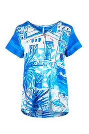Product shot of the V Contemporary T-Shirt – Island in colour Island, from the front