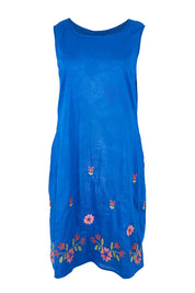 Product shot of the Sleeveless Reversible Dress – Print in colour Print, from the front