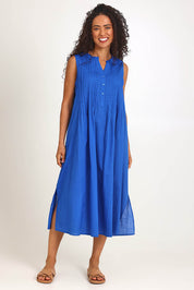 Model Pamelar wearing size 10 of the Essentials Pleated Cotton Maxi Dress - Blue in colour Blue, from the front