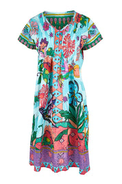 Product shot of the Essy Fit Dress – Print in colour Print, from the front