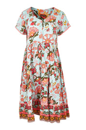 Product shot of the Short Sleeve Layers Dress in colour Macieo, from the front