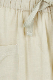 Product shot of the Essentials Linen Blend Shorts in colour Sand, detail