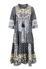 Product shot of the Ramatuelle Organic Cotton Print Dress in colour Print (Blue), from the front