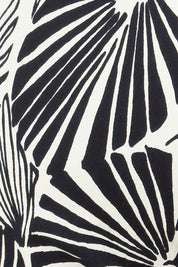 Product shot of the Papagayo Cotton Pant in colour Print (Black), detail