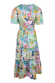 Product shot of the Short Sleeve Maxi Dress – Print in colour Print, from the back