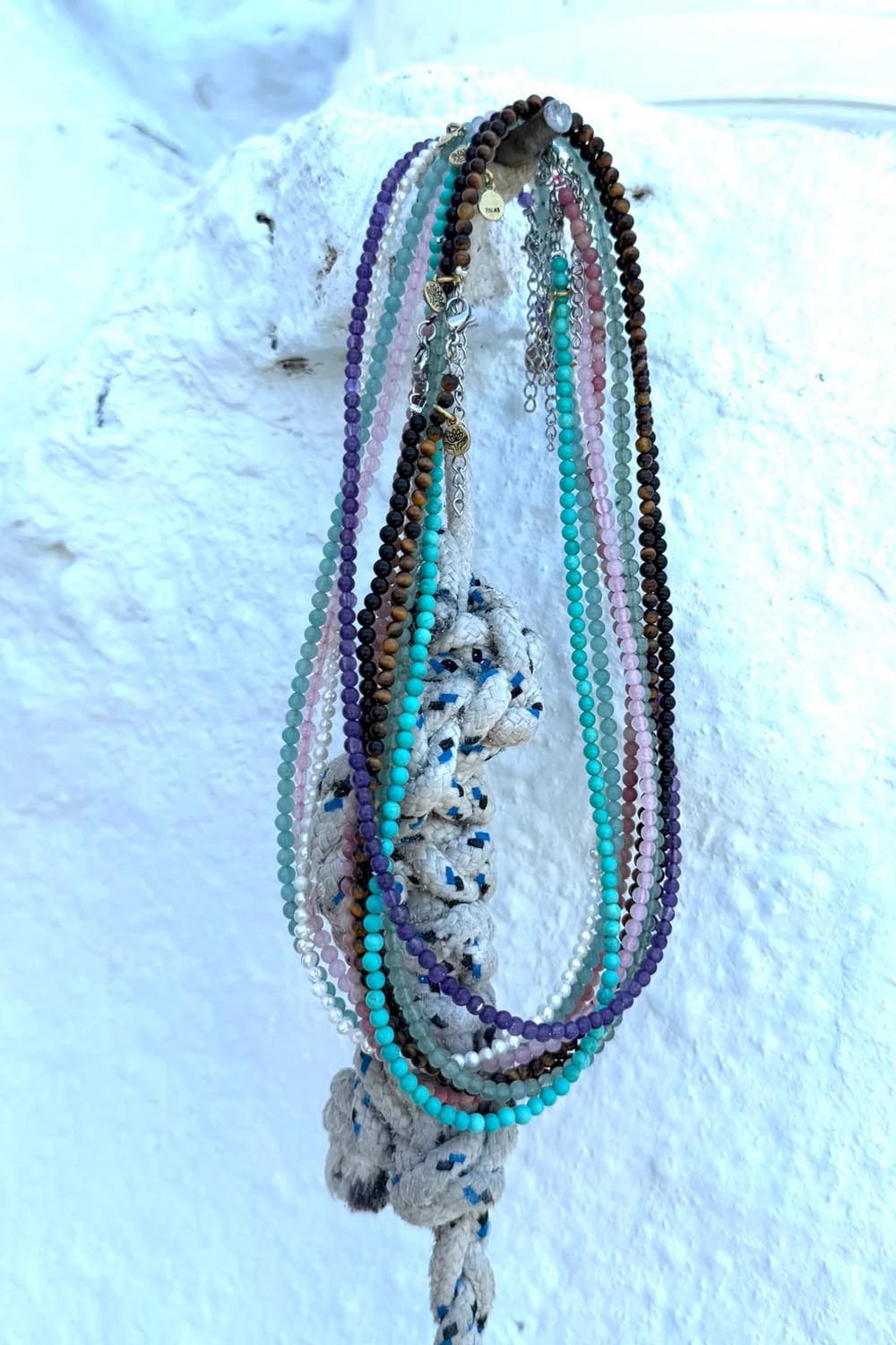 Product shot of the Healing Gems Classics Necklace - Amethyst in colour Amethyst, from the back