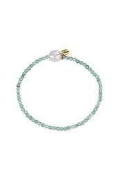 Product shot of the Luna Pearl Bracelet - Aventurine in colour Aventurine, from the front