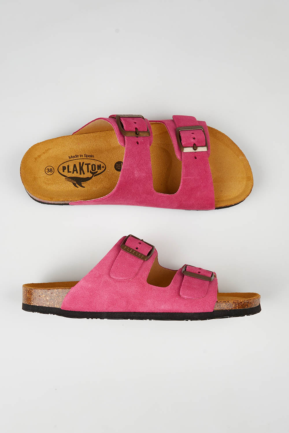 A model wearing size 37 of the Hermoso Leather Sandals in colour Afelfuxia (Pink), from the front, showing the whole outfit