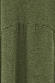 Product shot of the Alviva Lounge Dress in colour Fern (Green), detail