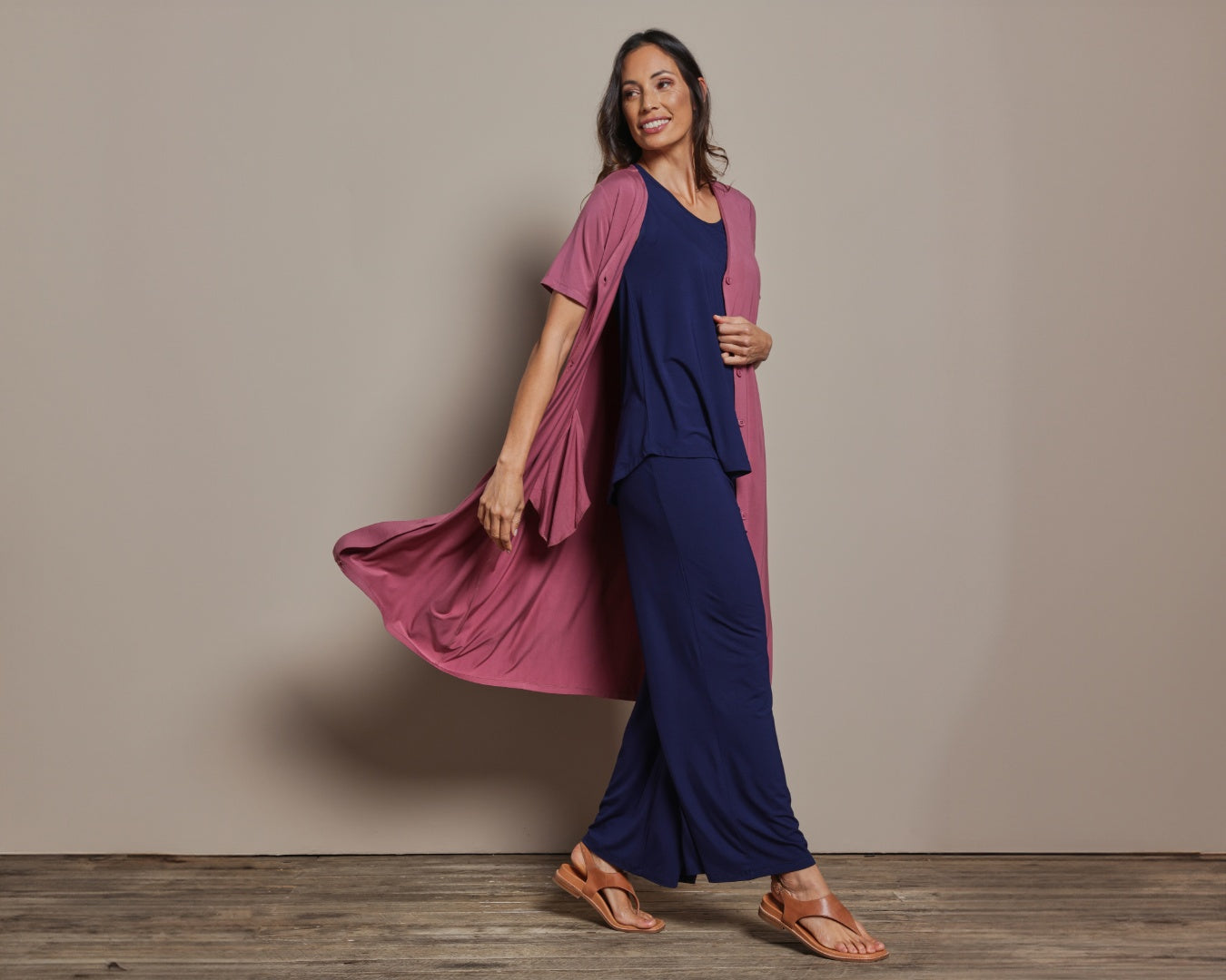 Pack-and-go-button-up-dress-outfit.jpg