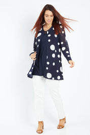 Model Laura wearing size 14 of The Mesh Twin Set in colour Navy (Blue), from the front, showing the whole outfit