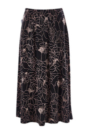 Product shot of The Pull On Skirt in colour Pinkfloral (Pink), from the front