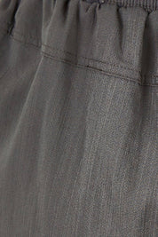 Product shot of The Easy Wear Pant in colour Ashgreen (Green), detail