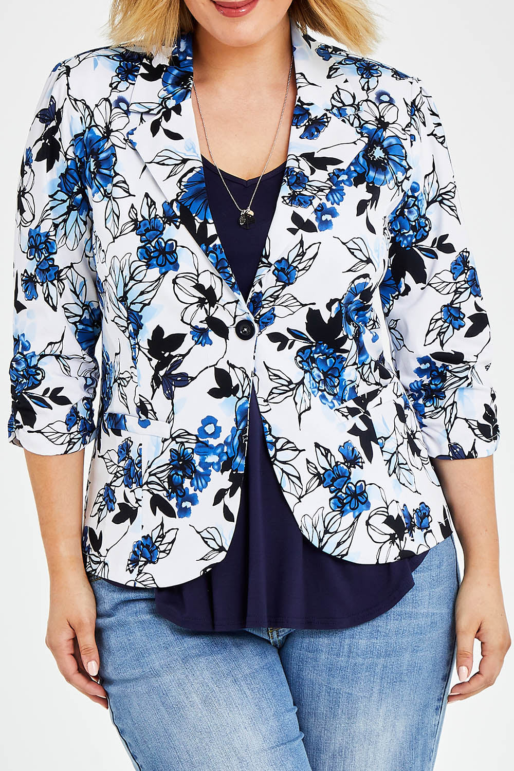 Model Jess wearing size 14 of The Everyday Printed Blazer in colour Bluefloral (Blue), from the front, cropped image