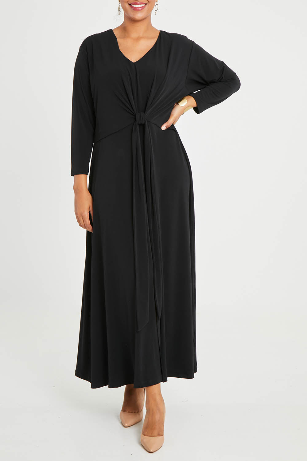 Model Noli wearing size 14 of the Belle Must Have Maxi Dress in colour Black (Black), from the front, cropped image