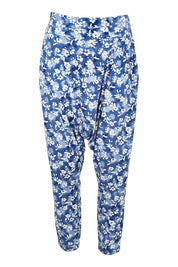 Product shot of the A Pocket Full Of Flowers Pants in colour Bluefleur (Blue), from the front