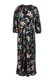 Product shot of the Feeling Free Faux Wrap Dress in colour Greenbay (Green), from the front