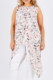 Model Ljubenka wearing size 18 of the Flying Free Top in colour PinkFleur (Pink), from the front, cropped image