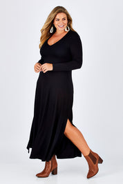 Model Fiona wearing size 16 of the My Faithful Maxi Tee Dress in colour Black (Black), from the front, showing the whole outfit